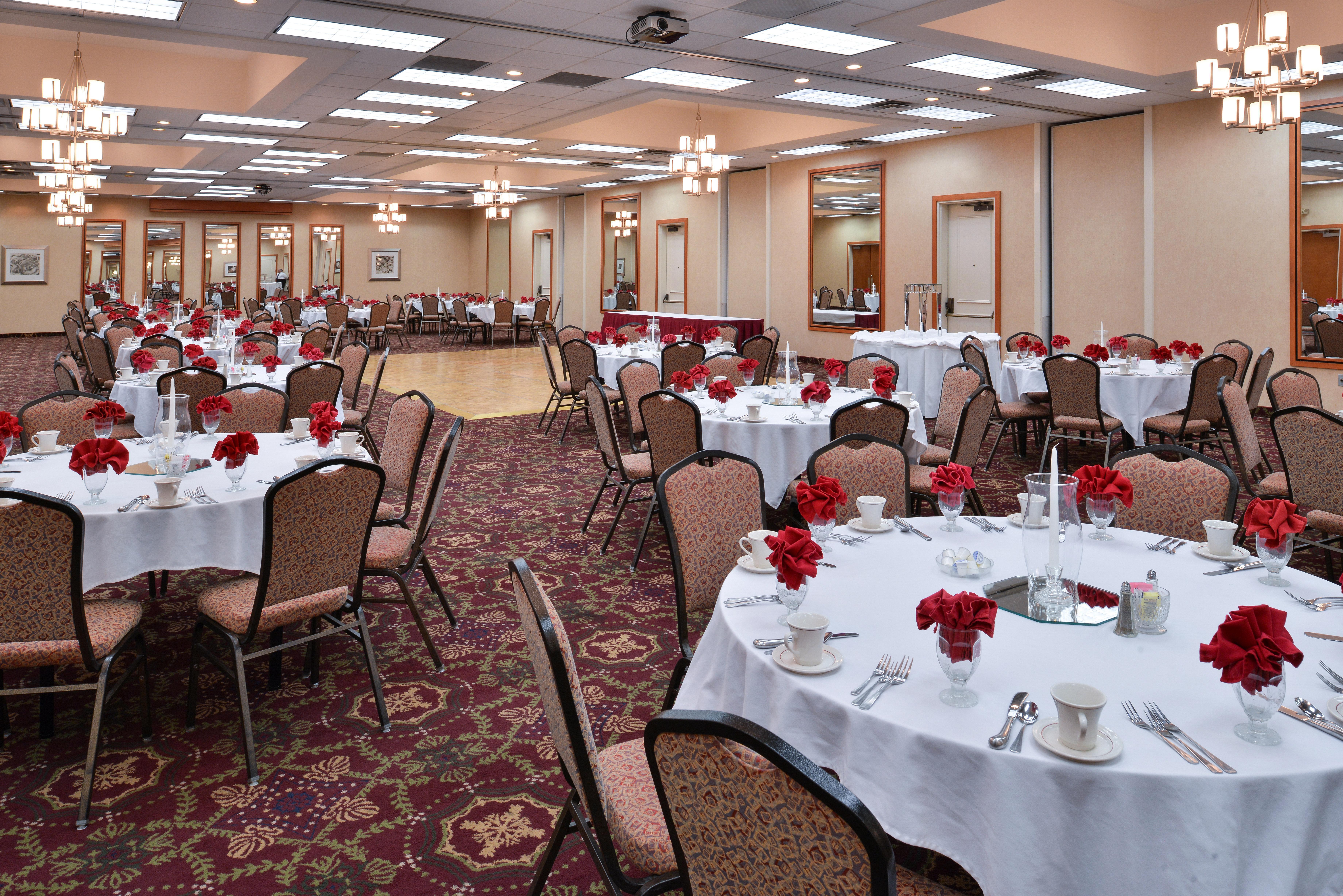 Holiday Inn Martinsburg By Ihg Exterior photo